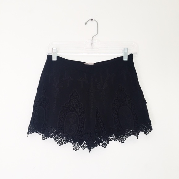Forever 21 Pants - Forever21 lace black shorts